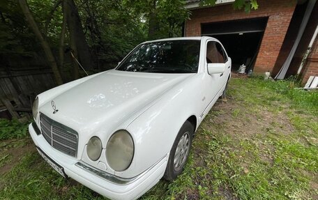 Mercedes-Benz E-Класс, 1997 год, 250 000 рублей, 3 фотография