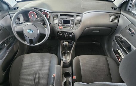 KIA Rio II, 2011 год, 715 000 рублей, 12 фотография