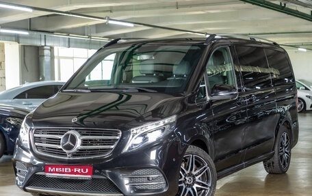 Mercedes-Benz V-Класс, 2018 год, 5 999 000 рублей, 1 фотография