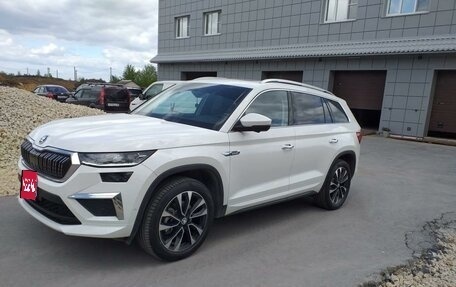 Skoda Kodiaq I, 2023 год, 4 920 000 рублей, 1 фотография