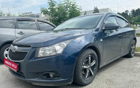 Chevrolet Cruze II, 2012 год, 860 000 рублей, 1 фотография