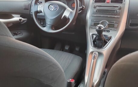 Toyota Auris II, 2008 год, 700 000 рублей, 18 фотография