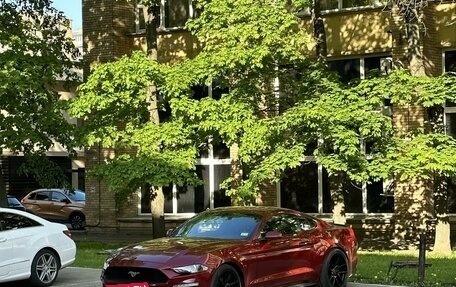 Ford Mustang VI рестайлинг, 2017 год, 2 950 000 рублей, 6 фотография