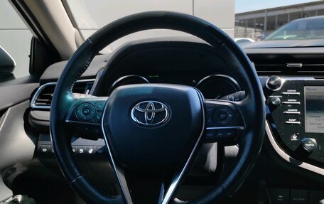 Toyota Camry, 2018 год, 3 600 000 рублей, 24 фотография