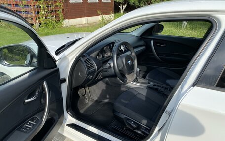 BMW 1 серия, 2011 год, 1 050 000 рублей, 8 фотография