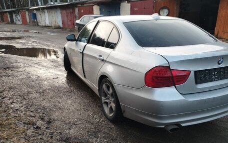 BMW 3 серия, 2011 год, 1 100 000 рублей, 4 фотография