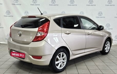 Hyundai Solaris II рестайлинг, 2013 год, 720 000 рублей, 5 фотография