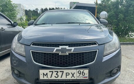 Chevrolet Cruze II, 2012 год, 860 000 рублей, 2 фотография