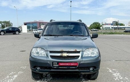 Chevrolet Niva I рестайлинг, 2012 год, 558 000 рублей, 2 фотография