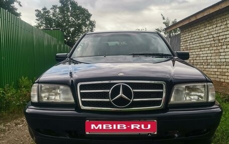 Mercedes-Benz C-Класс, 1997 год, 570 000 рублей, 3 фотография