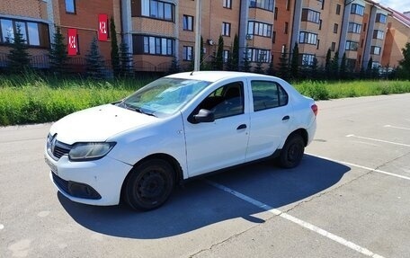 Renault Logan II, 2018 год, 390 000 рублей, 3 фотография