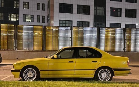 BMW 5 серия, 1988 год, 650 000 рублей, 2 фотография