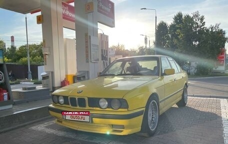 BMW 5 серия, 1988 год, 650 000 рублей, 11 фотография