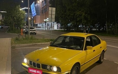 BMW 5 серия, 1988 год, 650 000 рублей, 9 фотография