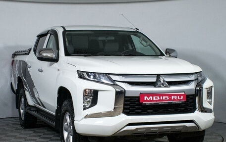 Mitsubishi L200 IV рестайлинг, 2022 год, 3 495 000 рублей, 3 фотография