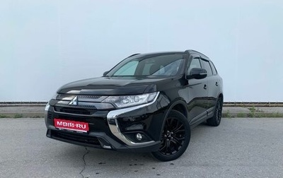 Mitsubishi Outlander III рестайлинг 3, 2021 год, 2 800 000 рублей, 1 фотография