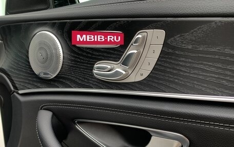 Mercedes-Benz E-Класс, 2019 год, 3 533 000 рублей, 22 фотография