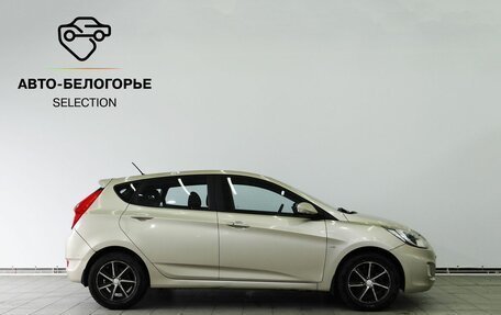 Hyundai Solaris II рестайлинг, 2012 год, 899 000 рублей, 2 фотография