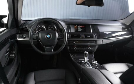 BMW 5 серия, 2015 год, 2 450 000 рублей, 6 фотография