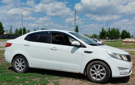 KIA Rio III рестайлинг, 2012 год, 750 000 рублей, 1 фотография