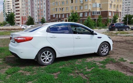 KIA Rio III рестайлинг, 2012 год, 750 000 рублей, 4 фотография