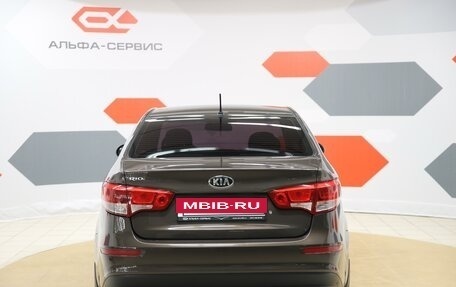 KIA Rio III рестайлинг, 2015 год, 990 000 рублей, 5 фотография