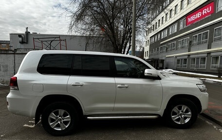 Toyota Land Cruiser 200, 2017 год, 6 000 000 рублей, 15 фотография