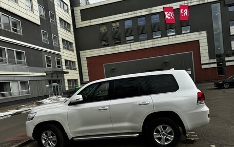 Toyota Land Cruiser 200, 2017 год, 6 000 000 рублей, 17 фотография