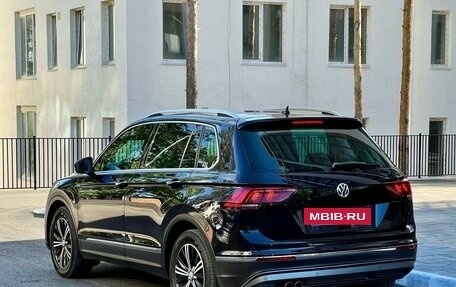 Volkswagen Tiguan II, 2017 год, 3 110 000 рублей, 8 фотография