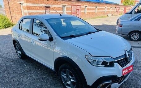 Renault Logan II, 2019 год, 1 299 000 рублей, 3 фотография