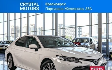 Toyota Camry, 2018 год, 2 989 000 рублей, 2 фотография