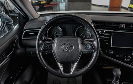 Toyota Camry, 2018 год, 2 989 000 рублей, 15 фотография