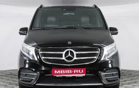 Mercedes-Benz V-Класс, 2018 год, 5 950 000 рублей, 2 фотография