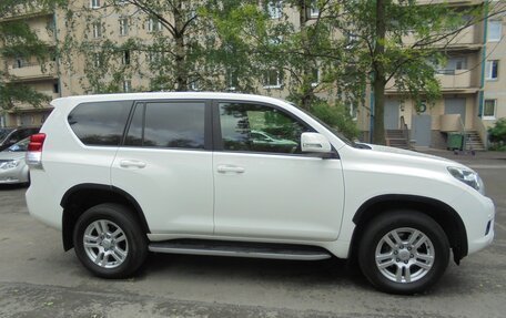 Toyota Land Cruiser Prado 150 рестайлинг 2, 2011 год, 2 550 000 рублей, 4 фотография