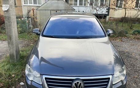 Volkswagen Passat B6, 2005 год, 1 050 000 рублей, 2 фотография