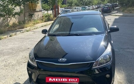 KIA Rio IV, 2017 год, 1 350 000 рублей, 2 фотография