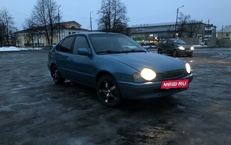 Toyota Corolla, 2000 год, 370 000 рублей, 3 фотография