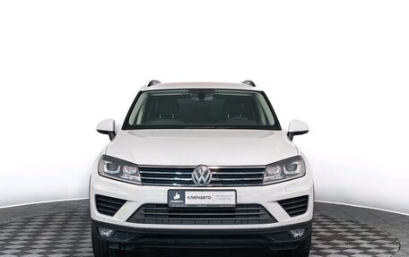 Volkswagen Touareg III, 2016 год, 3 045 000 рублей, 2 фотография