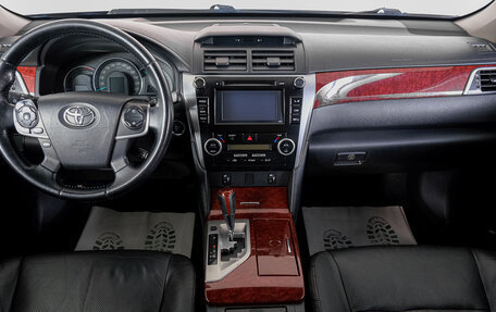 Toyota Camry, 2012 год, 1 999 000 рублей, 14 фотография