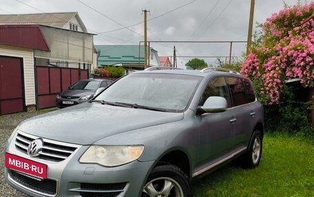 Volkswagen Touareg III, 2008 год, 1 050 000 рублей, 2 фотография