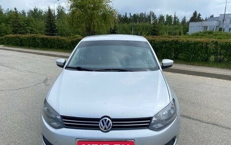 Volkswagen Polo VI (EU Market), 2011 год, 690 000 рублей, 1 фотография