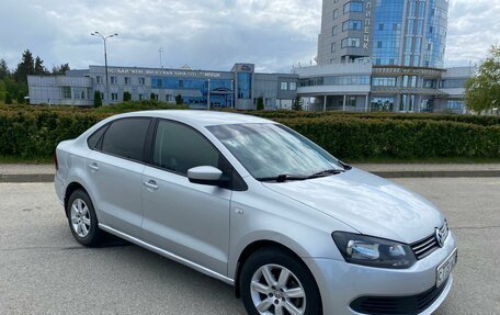 Volkswagen Polo VI (EU Market), 2011 год, 690 000 рублей, 2 фотография