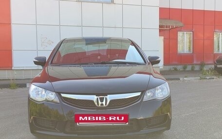 Honda Civic VIII, 2010 год, 735 000 рублей, 2 фотография