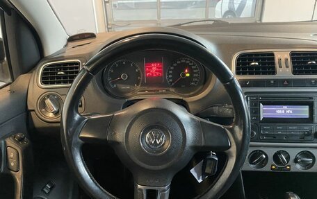 Volkswagen Polo VI (EU Market), 2013 год, 880 000 рублей, 10 фотография