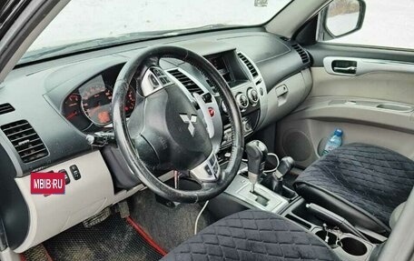 Mitsubishi Pajero Sport II рестайлинг, 2013 год, 1 538 000 рублей, 14 фотография