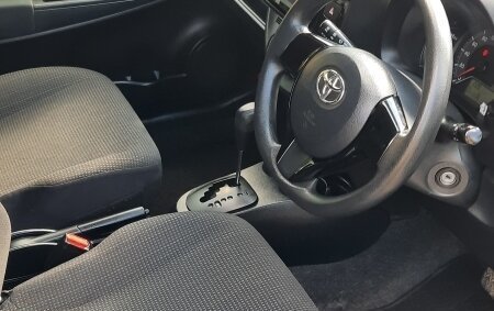Toyota Vitz, 2017 год, 1 150 000 рублей, 11 фотография