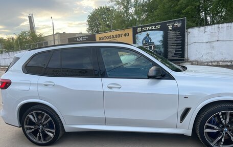 BMW X5, 2019 год, 9 050 000 рублей, 2 фотография