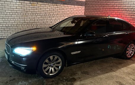 BMW 7 серия, 2012 год, 2 400 000 рублей, 4 фотография