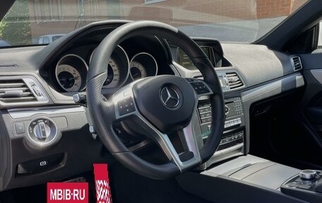 Mercedes-Benz E-Класс, 2015 год, 2 570 000 рублей, 21 фотография