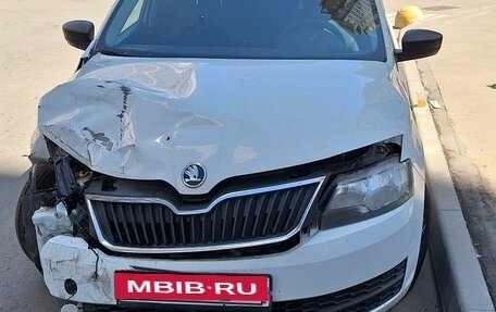 Skoda Rapid I, 2014 год, 580 000 рублей, 1 фотография